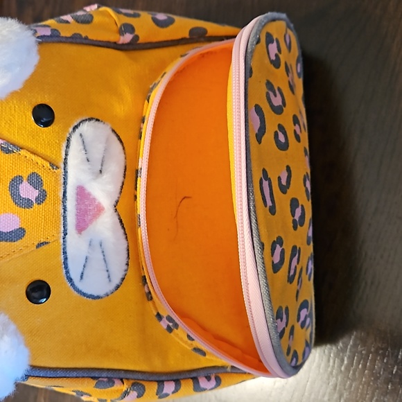 Leopard/Cheetah Mini Backpack - Picture 3 of 7